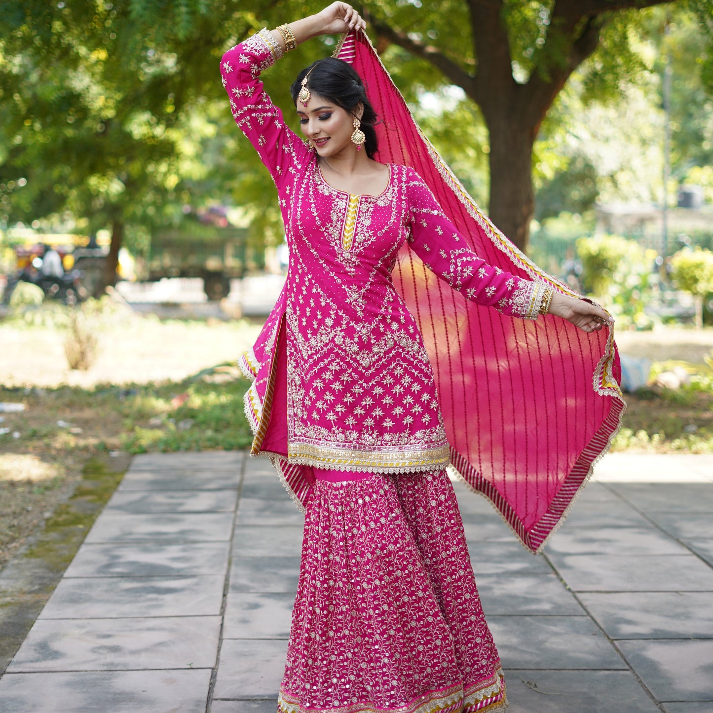 Gul-Rang – Hand Embellished Hot Pink Garara Set