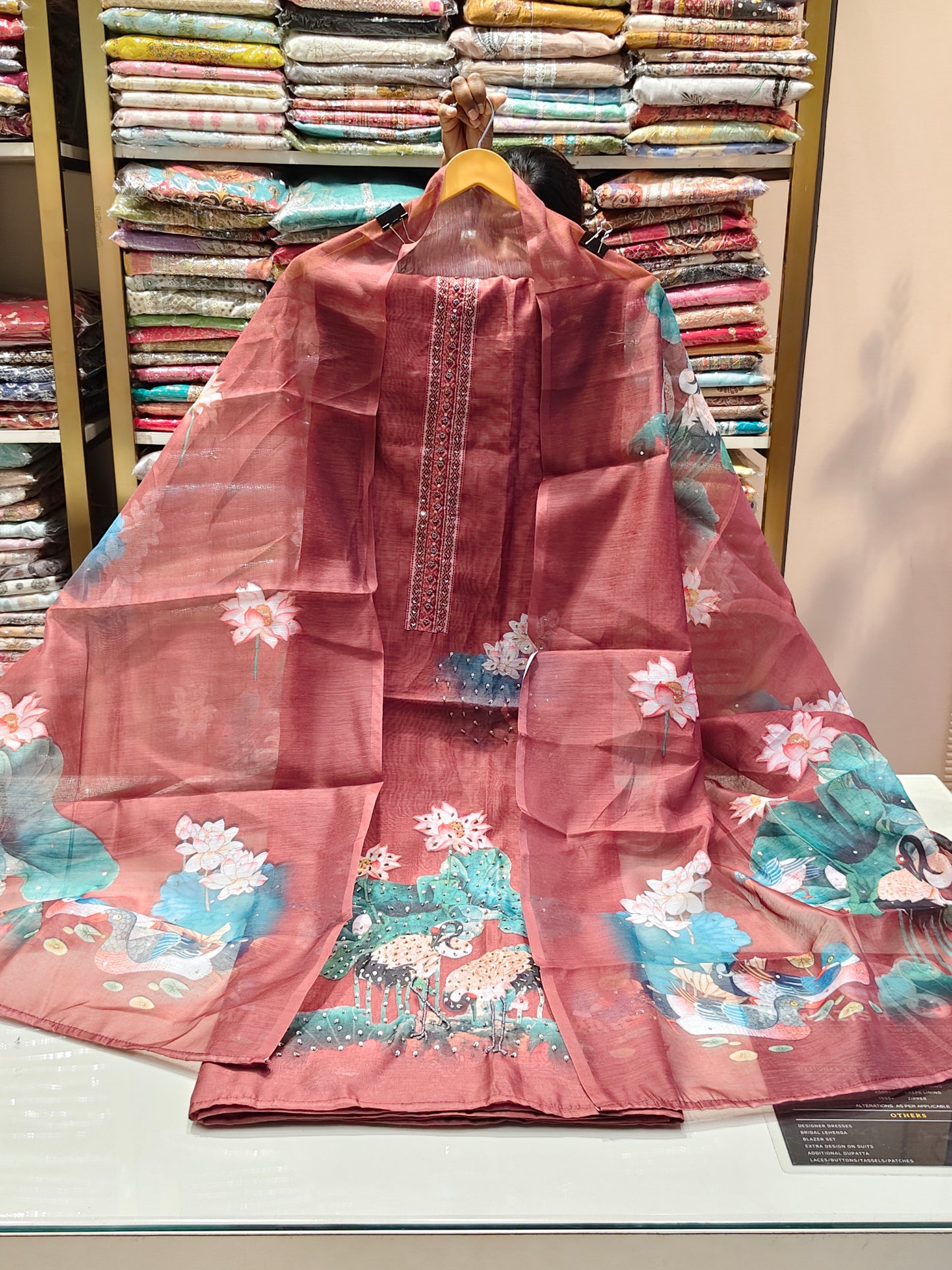 Chanderi Birds Motif Suit