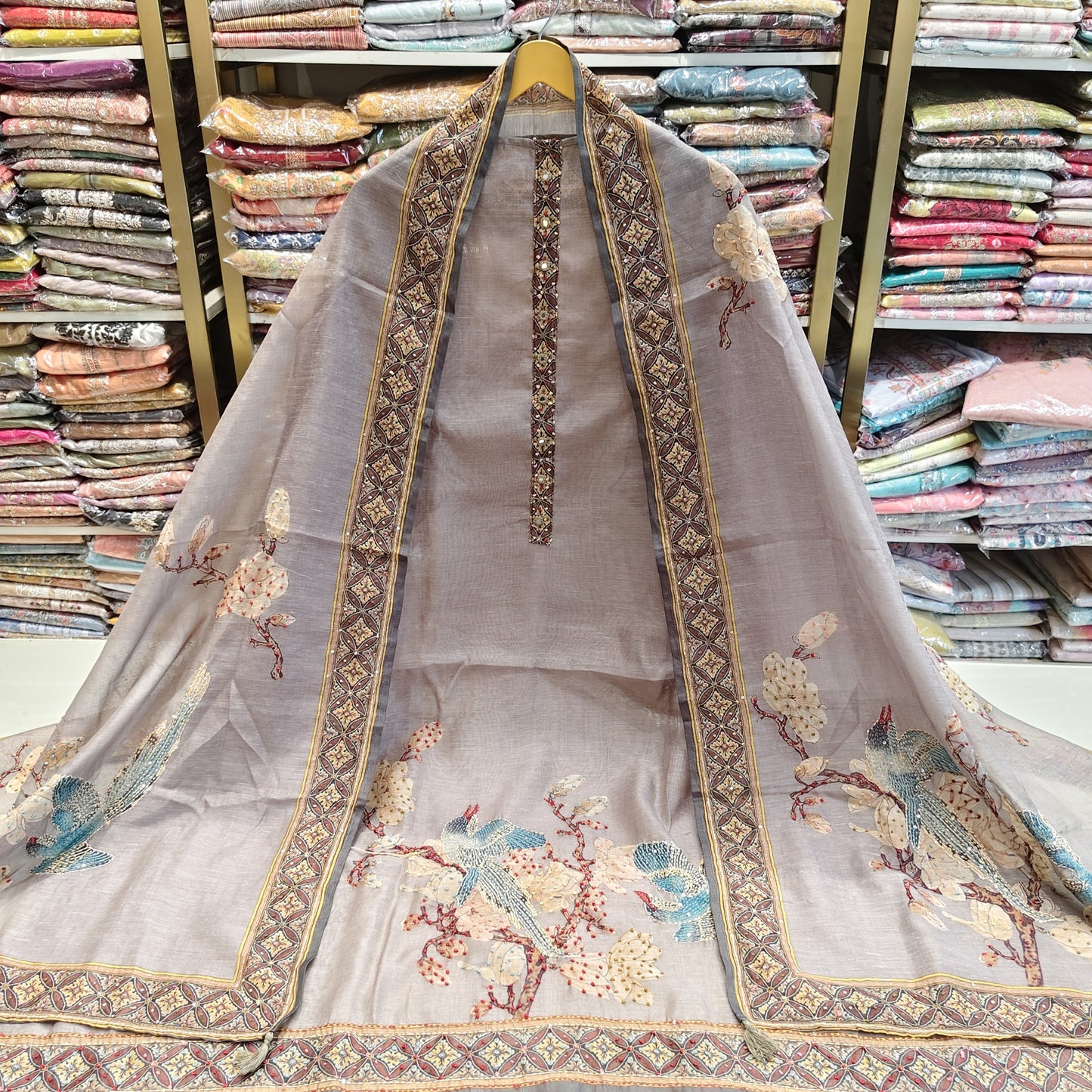 Mouse Chanderi Birds Motif Suit
Designer Chanderi Unstitched Suit Set
Birds Motif Chanderi Dress Material
Knot Work Chanderi Suit with Dupatta
Festive Wear Mouse Chanderi Suit