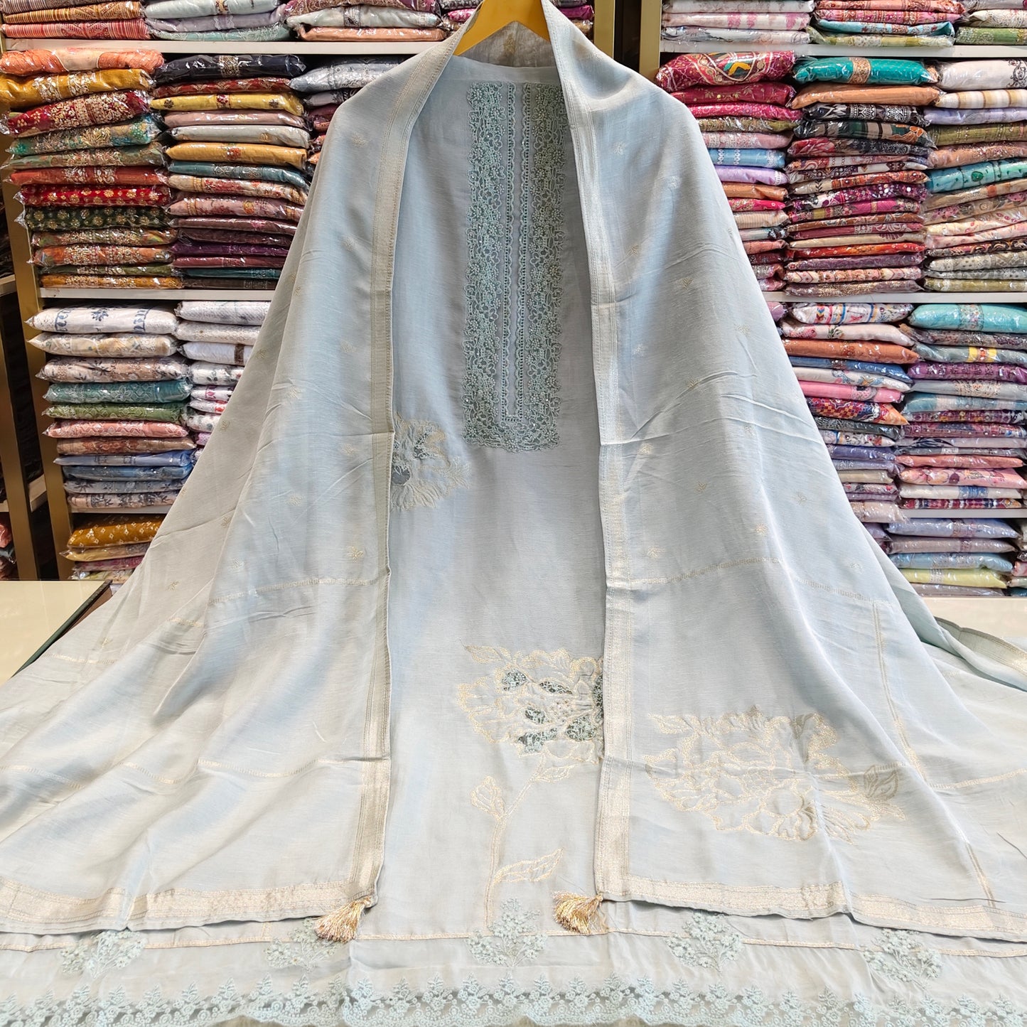 Chanderi Zari Neck Suit