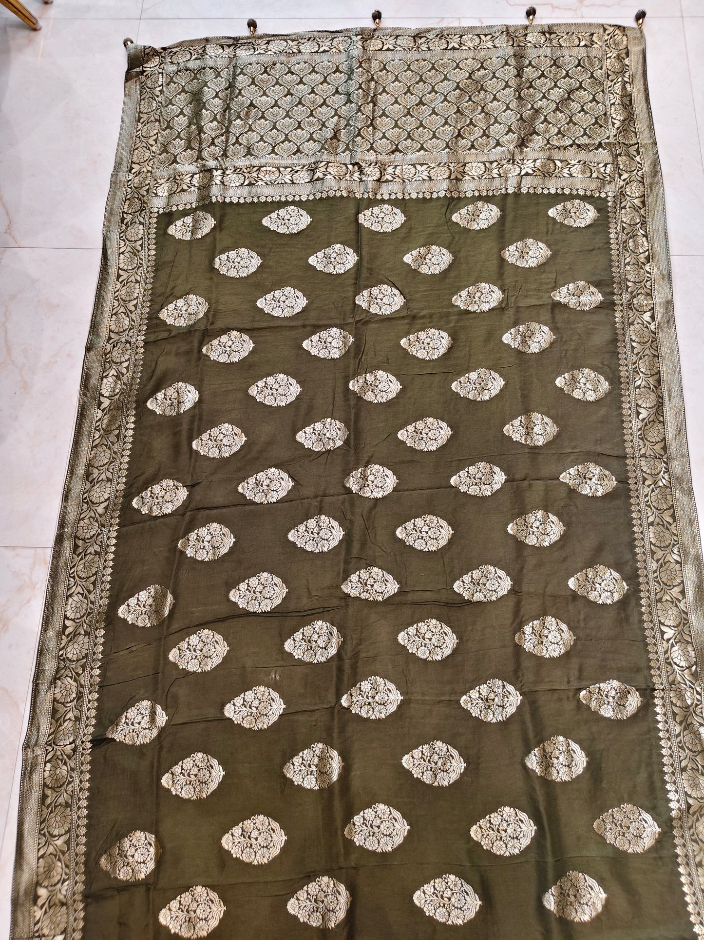 Mehendi Green Dola Silk Saree