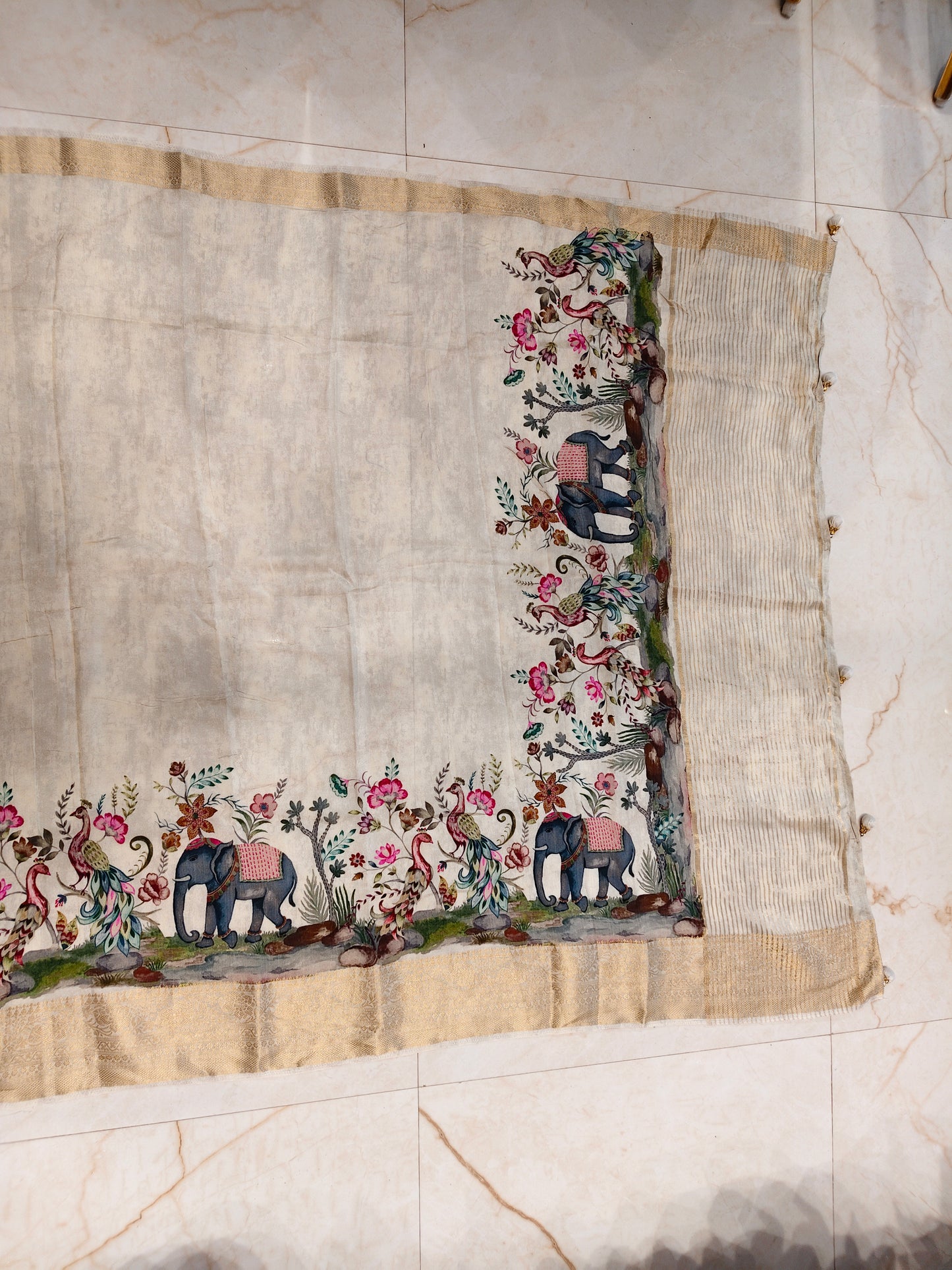Cream Motif Silk Saree