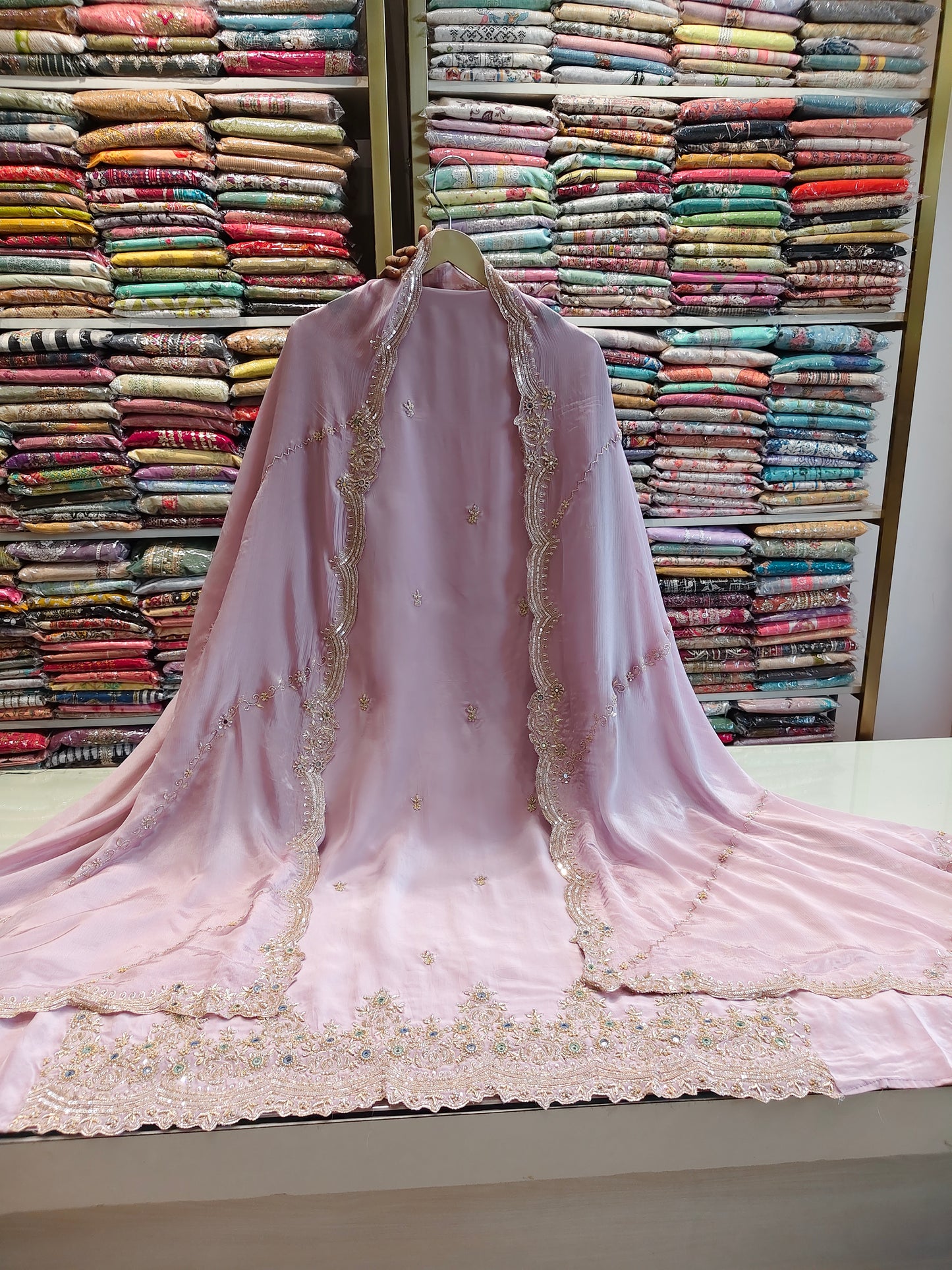Lavender Unstitched Suit
Mirror Work Suit
Crepe Suit Set
Designer Festive Suit
Wedding Wear Unstitched Suit
