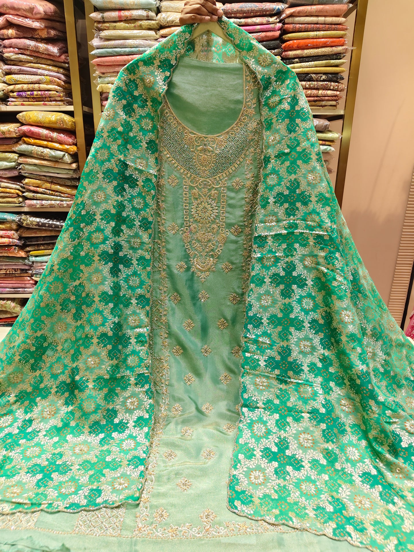 Green Unstitched Suit
Tissue Suit Set
Kutdana Work Suit
Dabka Work Suit
Designer Festive Suit