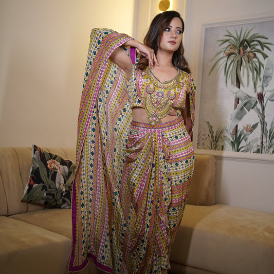 Ziya-Elaa – Hand Embellished Cape & Dhoti Set