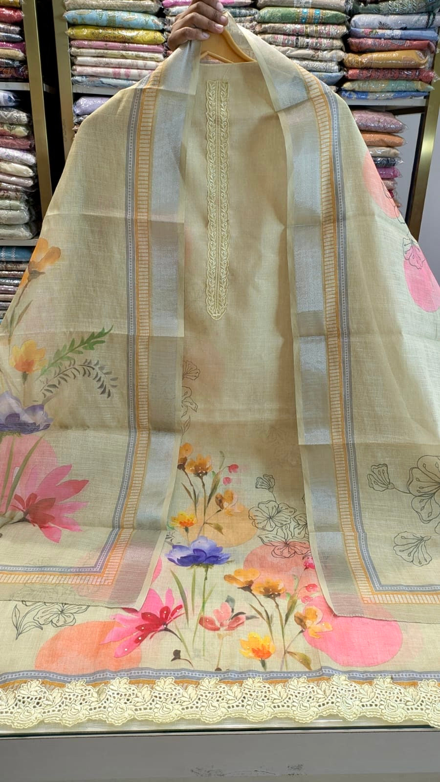 Linen Floral Suit with Highlight