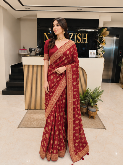 Maroon Silk Saree
Designer Viewing Work Saree
Luxury Wedding Saree India
Traditional Silk Saree for Women
Elegant Festive Saree Collection