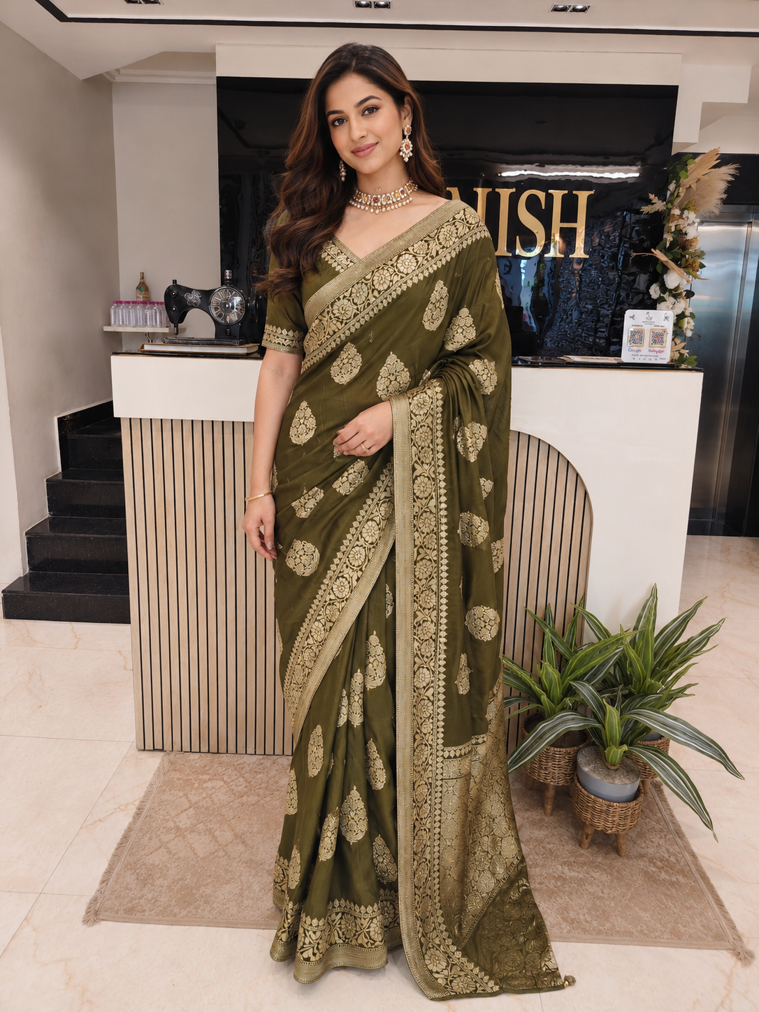 Mehendi Green Silk Saree
Dola Silk Designer Saree
Weaving Saree with Hanging
Festive Saree for Women
Traditional Wedding Saree India
