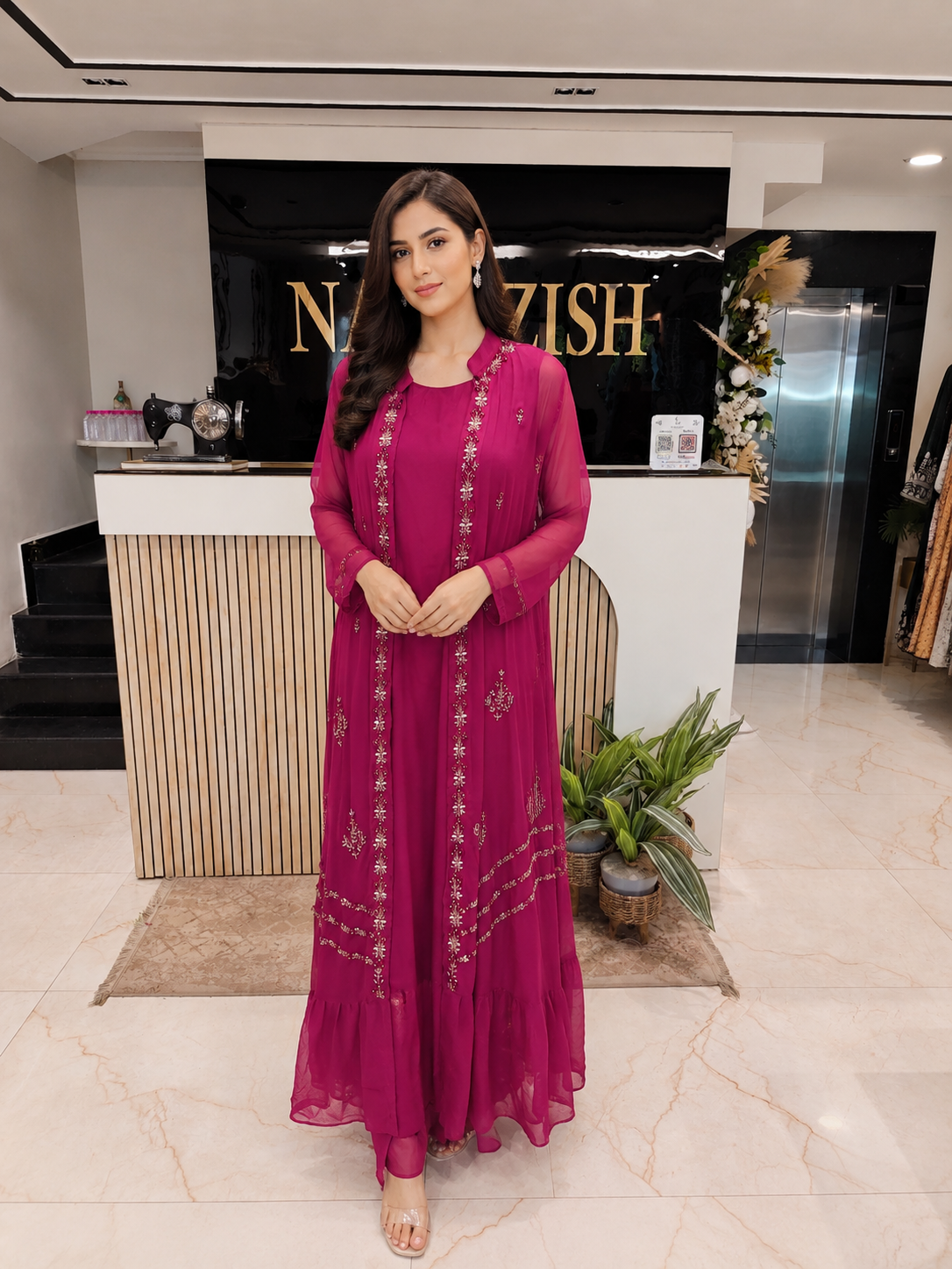 Wine Indo Western Outfit
Designer Fusion Wear India
Kutdana Dabka Work Dress
Contemporary Party Wear Women
Luxury Wedding Wear Outfit