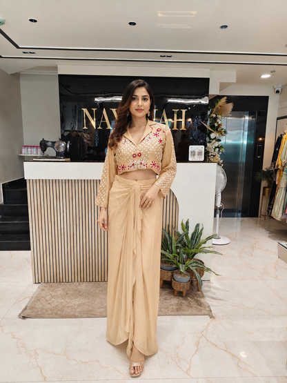 Golden Indo Western Set
Designer Palazzo Set Women
Kutdana Sequins Work Outfit
Contemporary Wedding Wear India
Luxury Fusion Wear Women