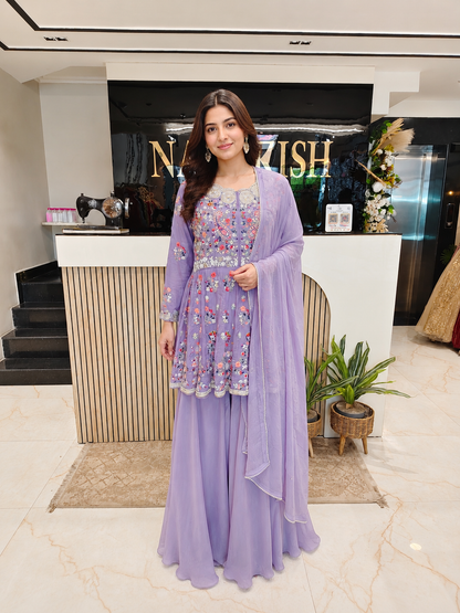 Lavender Anarkali Set
Designer Palazzo Set Women
Kutdana Dabka Work Outfit
Wedding Wear Anarkali India
Luxury Festive Wear Women