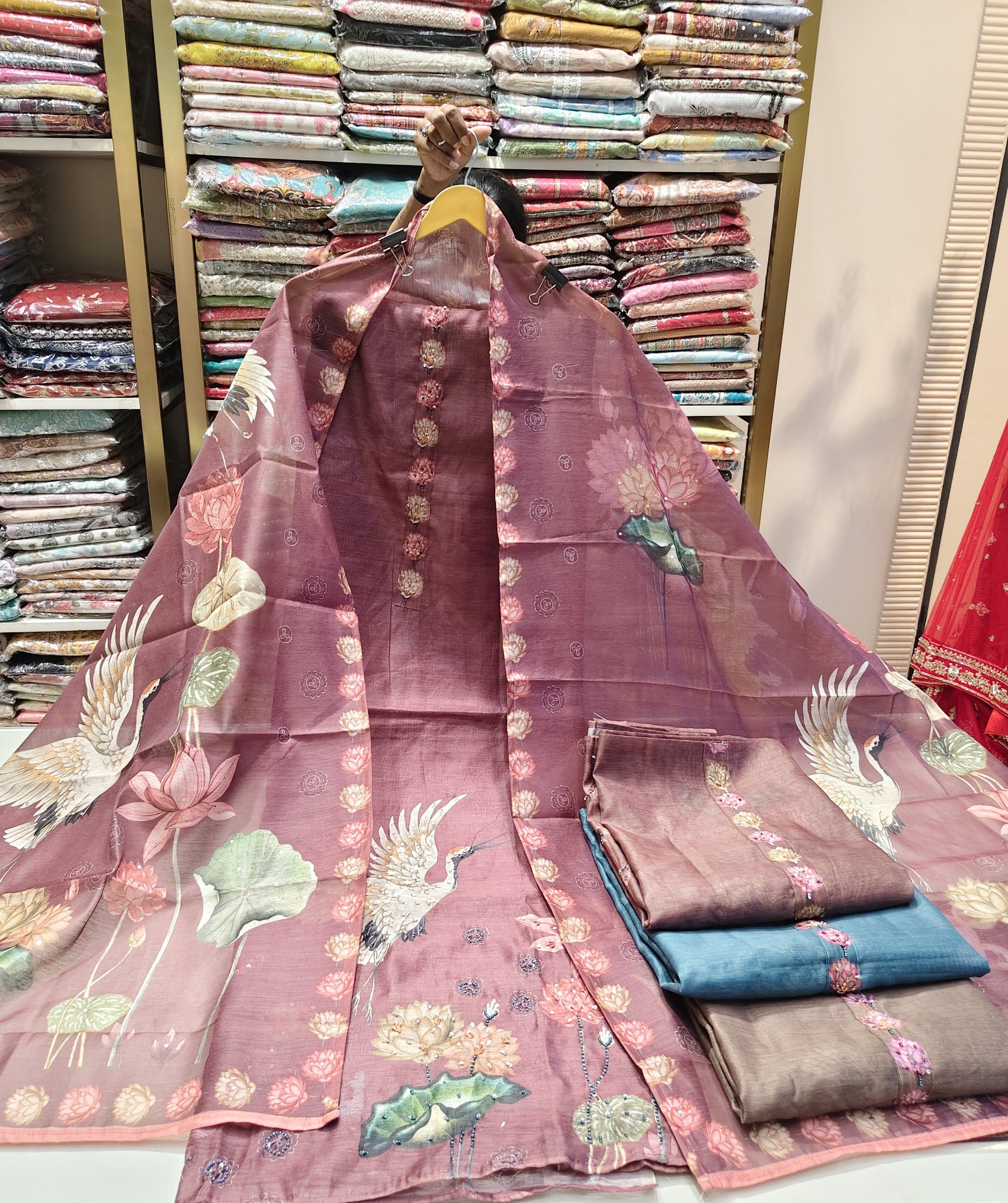 Linen Cotton Unstitched Suit
Bird Motif Print Designer Suit
Printed Dupatta Cotton Suit Set
Women’s Ethnic Linen Suit Online
Casual Festive Wear Unstitched Suit