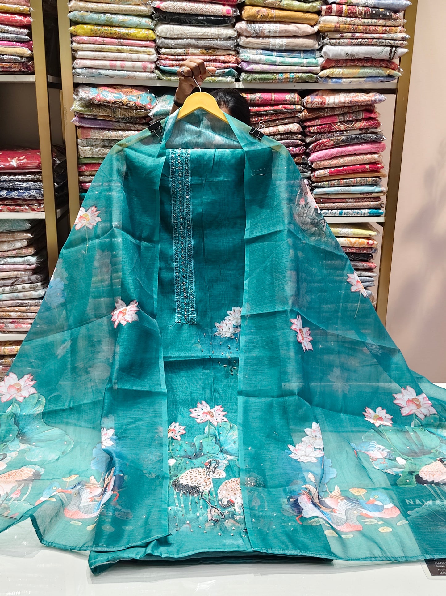 Chanderi Birds Motif Suit