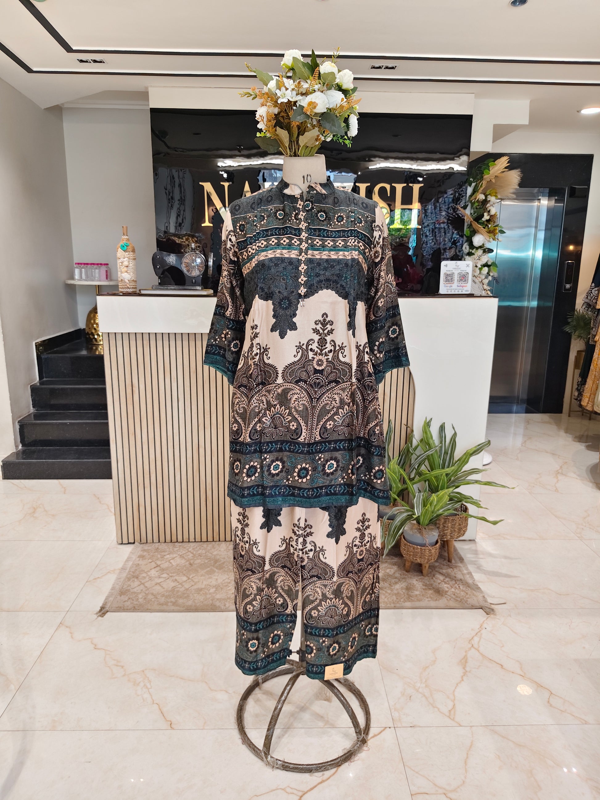 Bottle Green Muslin Co-Ord Set
Printed Muslin Palazzo Set
Women’s Muslin Co-Ord Set
Stylish Palazzo Co-Ord Outfit
Designer Muslin Matching Set
