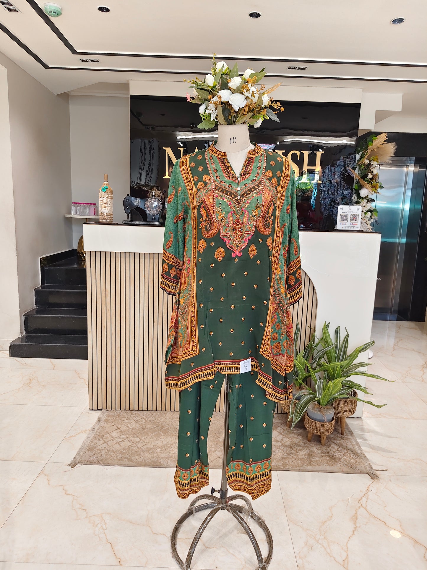 Bottle Green Crape Co-Ord Set
Knot Work Designer Co-Ord Set
Printed Pant Style Co-Ord Set
Women’s Crape Matching Set
Stylish Bottle Green Ethnic Outfit
