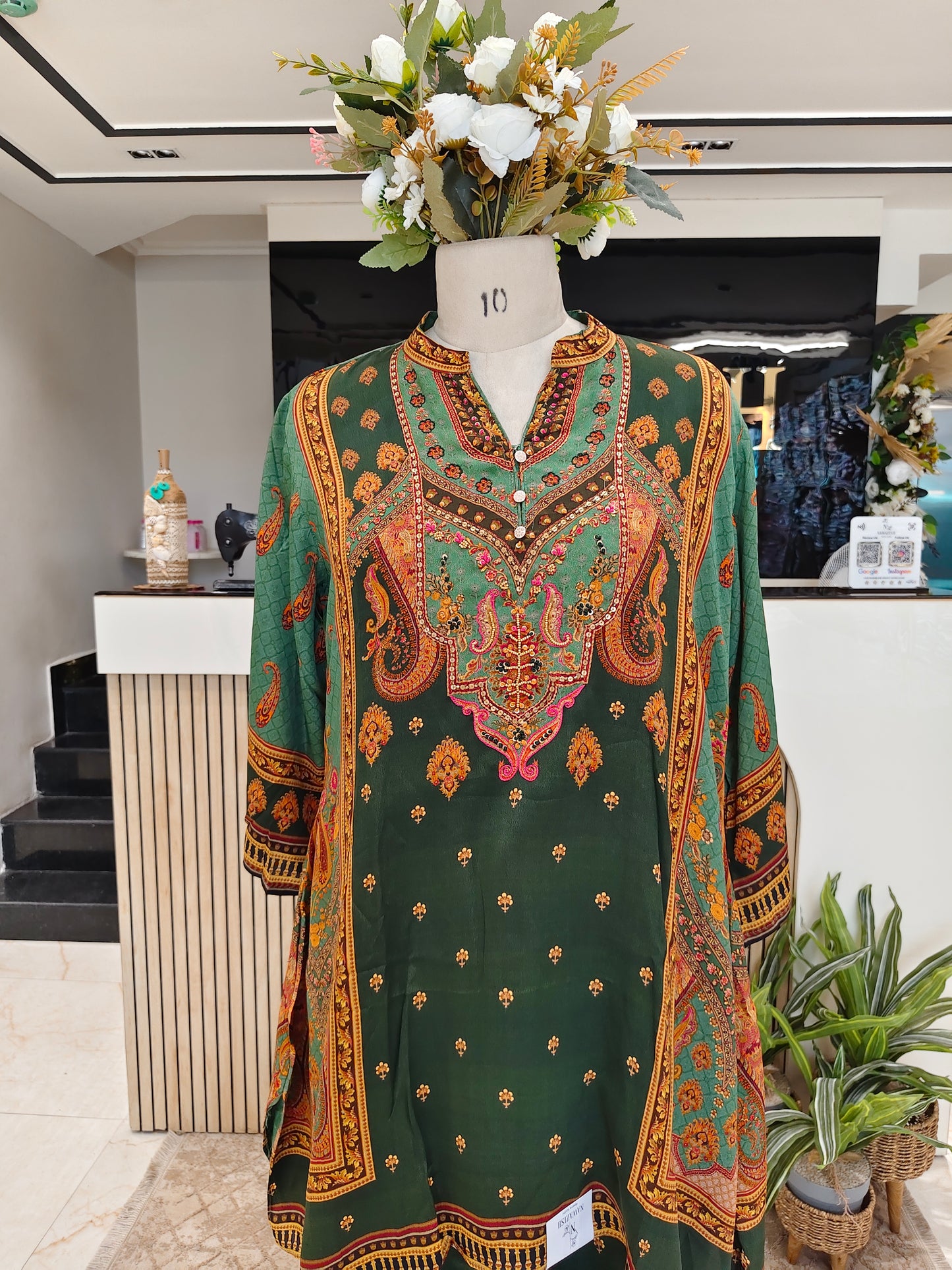 Bottle Green Crape Co-Ord Set with Knot & Pull Work