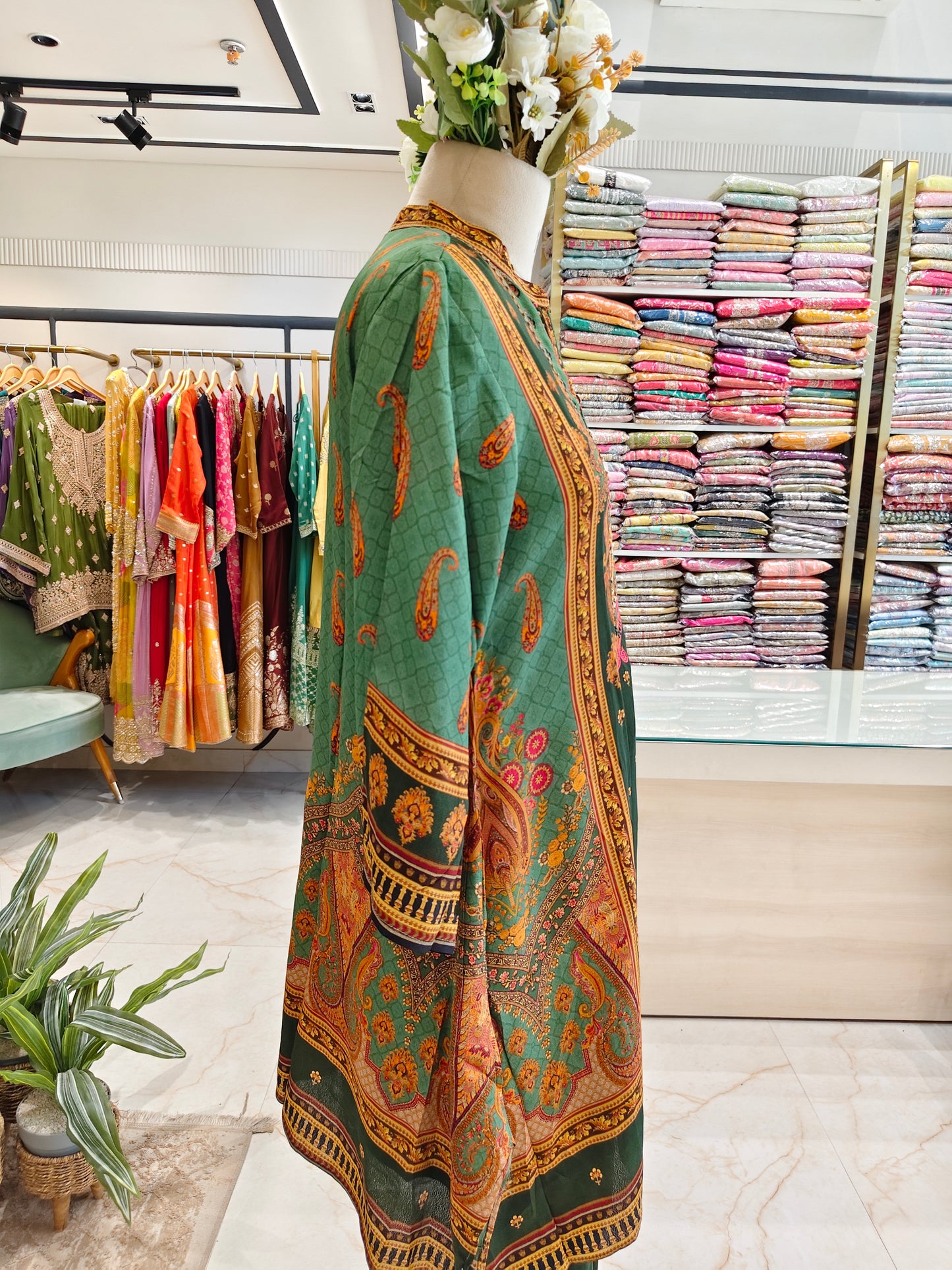 Bottle Green Crape Co-Ord Set with Knot & Pull Work