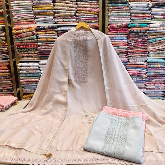 Chanderi Zari Neck Suit
Unstitched Chanderi Suit Set
Zari Work Designer Suit
Chanderi Booti Dupatta Suit
Women's Ethnic Chanderi Wear
