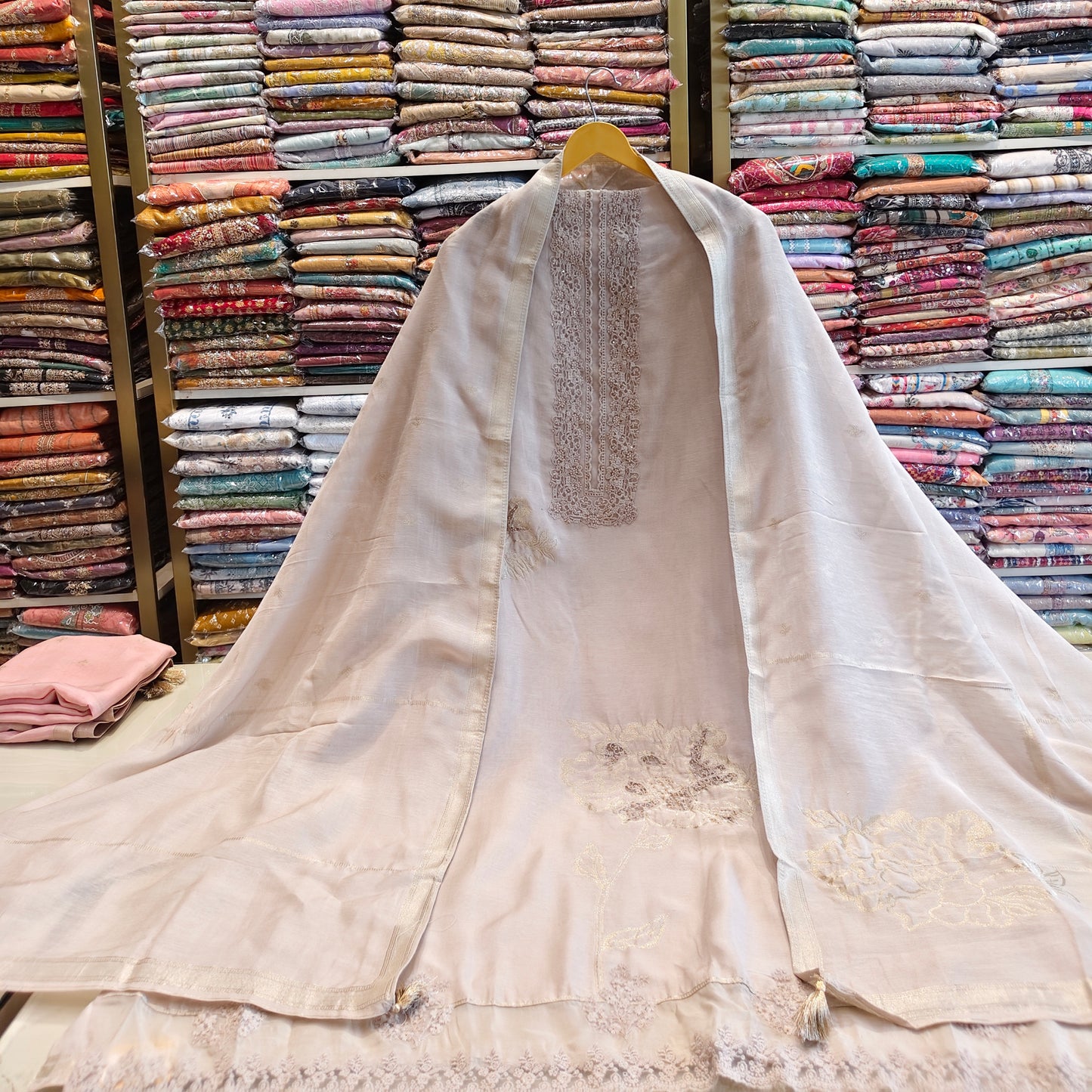 Chanderi Zari Neck Suit