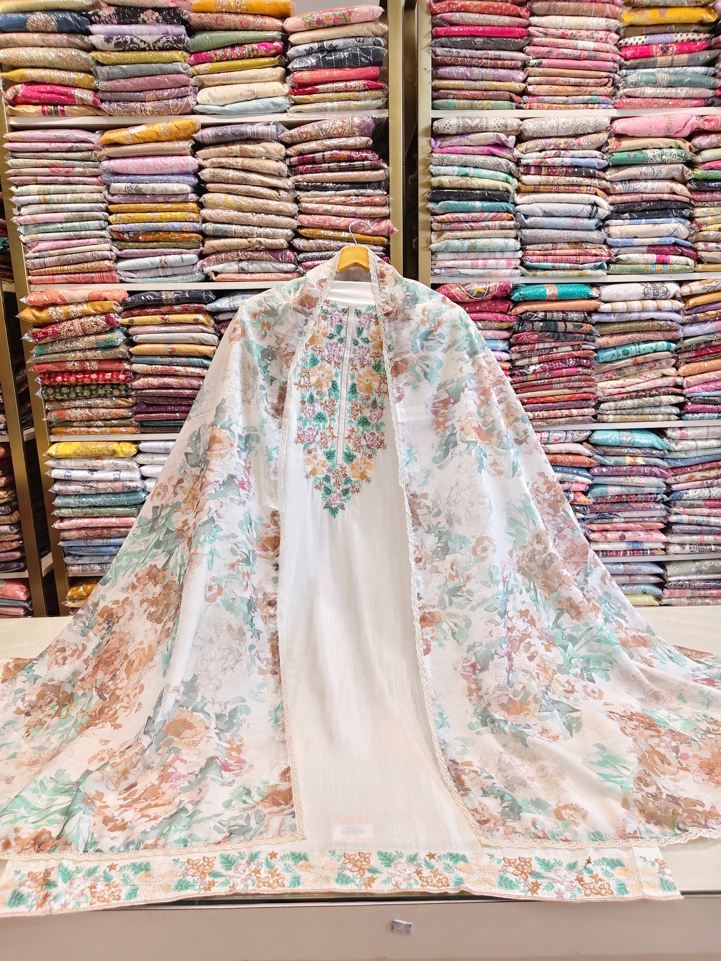 Muslin Handwork Suit