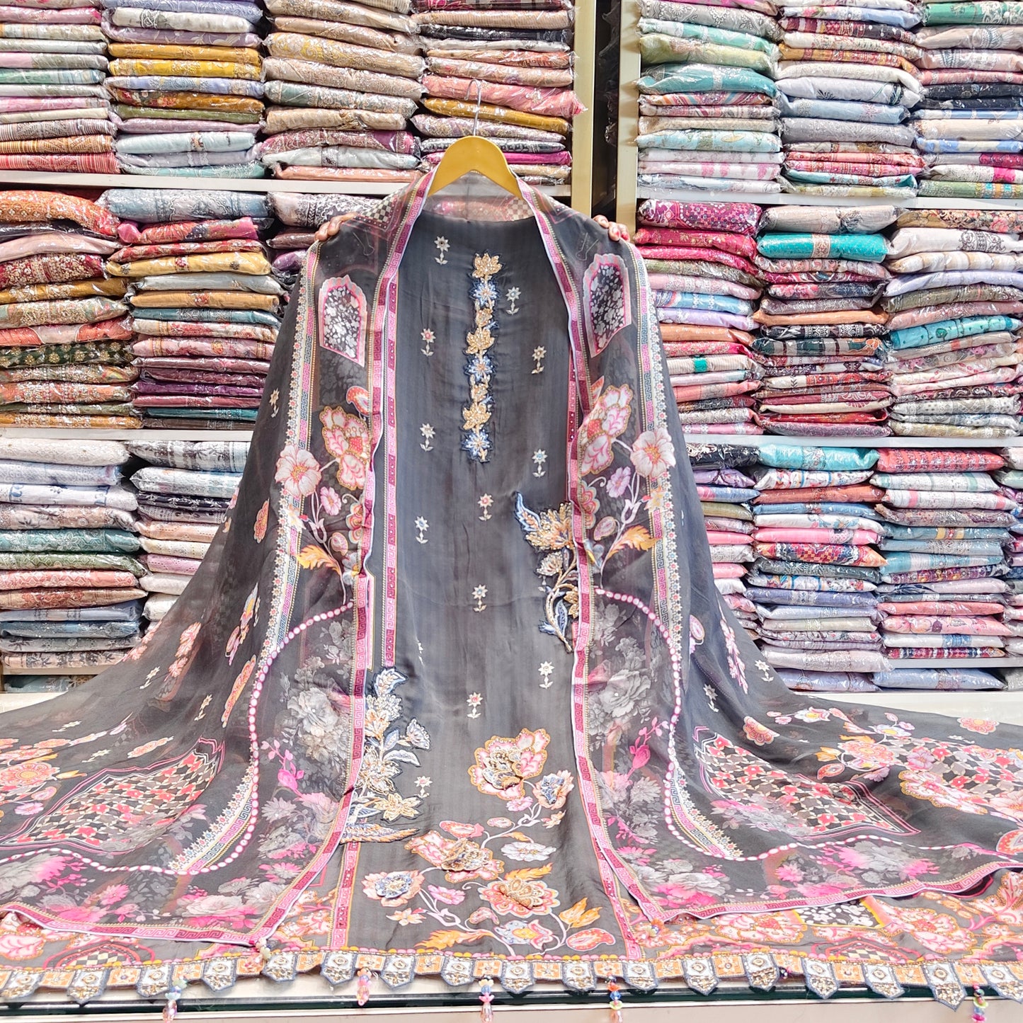 Grey Crepe Unstitched Suit
Zarkan Patch Work Suit
Floral Organza Dupatta Suit
Designer Crepe Dress Material
Pull Work Ethnic Suit India