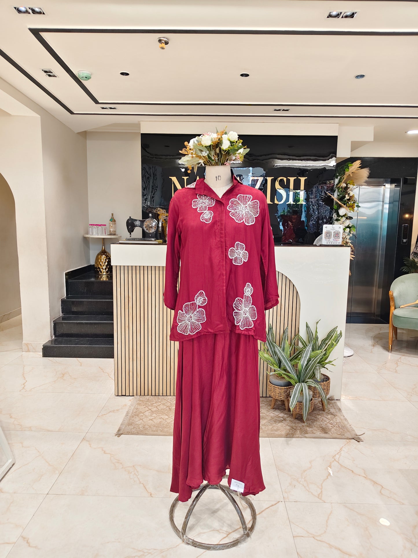 Maroon Dola silk co ord set
Kutdana work coord set women
Designer plazzo co ord outfit
Festive maroon ethnic wear
Stylish silk co ord set