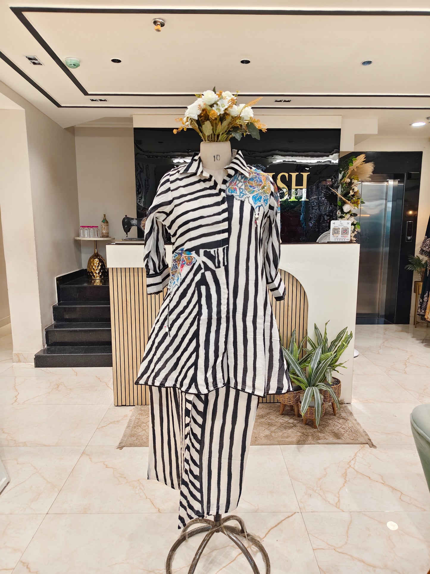 Cotton co ord set for women
Cream black plazzo co ord set
Printed cotton ethnic co ord
Resham sequins work co ord set
Stylish cotton coord set ladies
