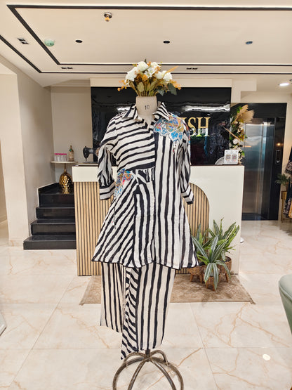 Cotton co ord set for women
Cream black plazzo co ord set
Printed cotton ethnic co ord
Resham sequins work co ord set
Stylish cotton coord set ladies