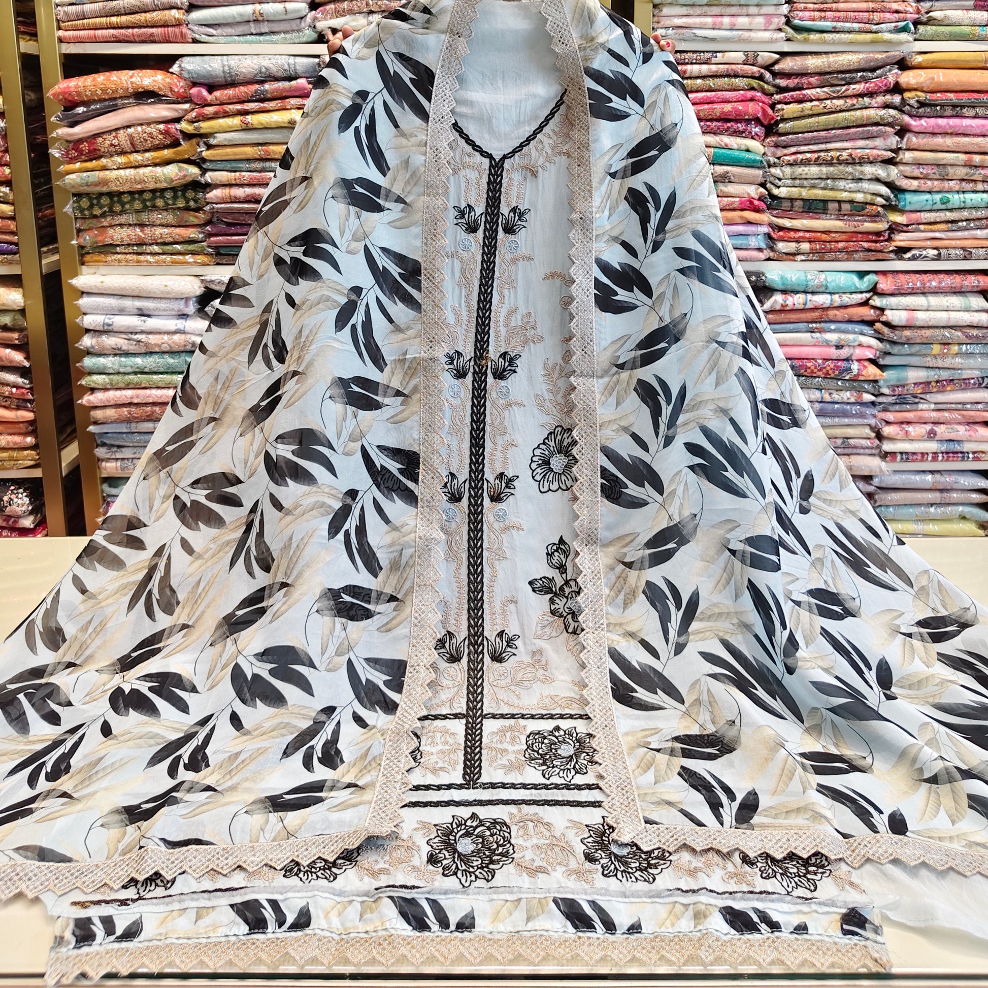 Ice blue organza suit
Resham work unstitched suit
Digital print dupatta suit set
Elegant festive ethnic wear
Designer organza suit for women