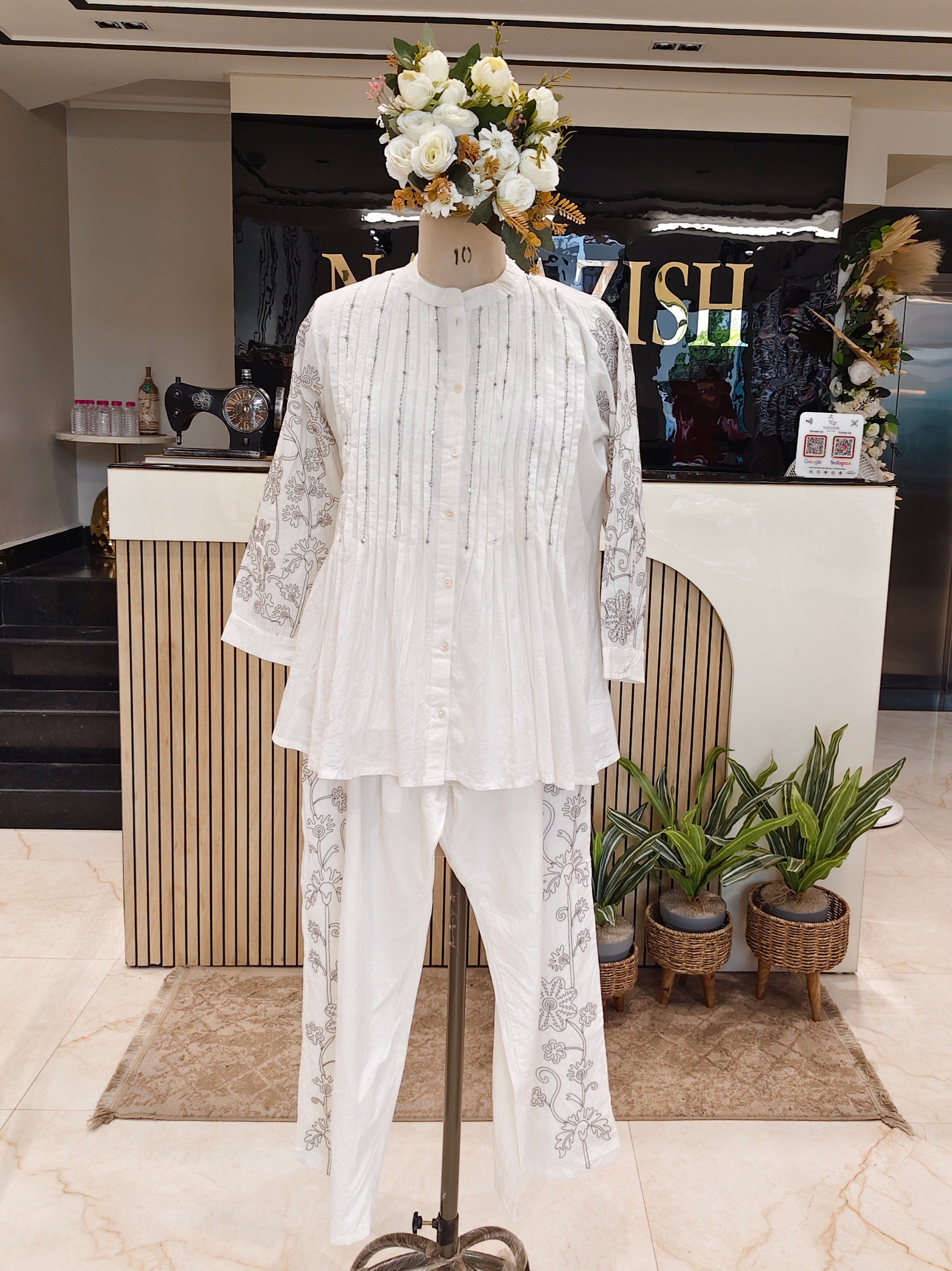 Off white cotton co ord set
Kutdana sequins ethnic outfit
Resham work plazzo set
Stylish cotton coord set women
Festive off white co ord wear