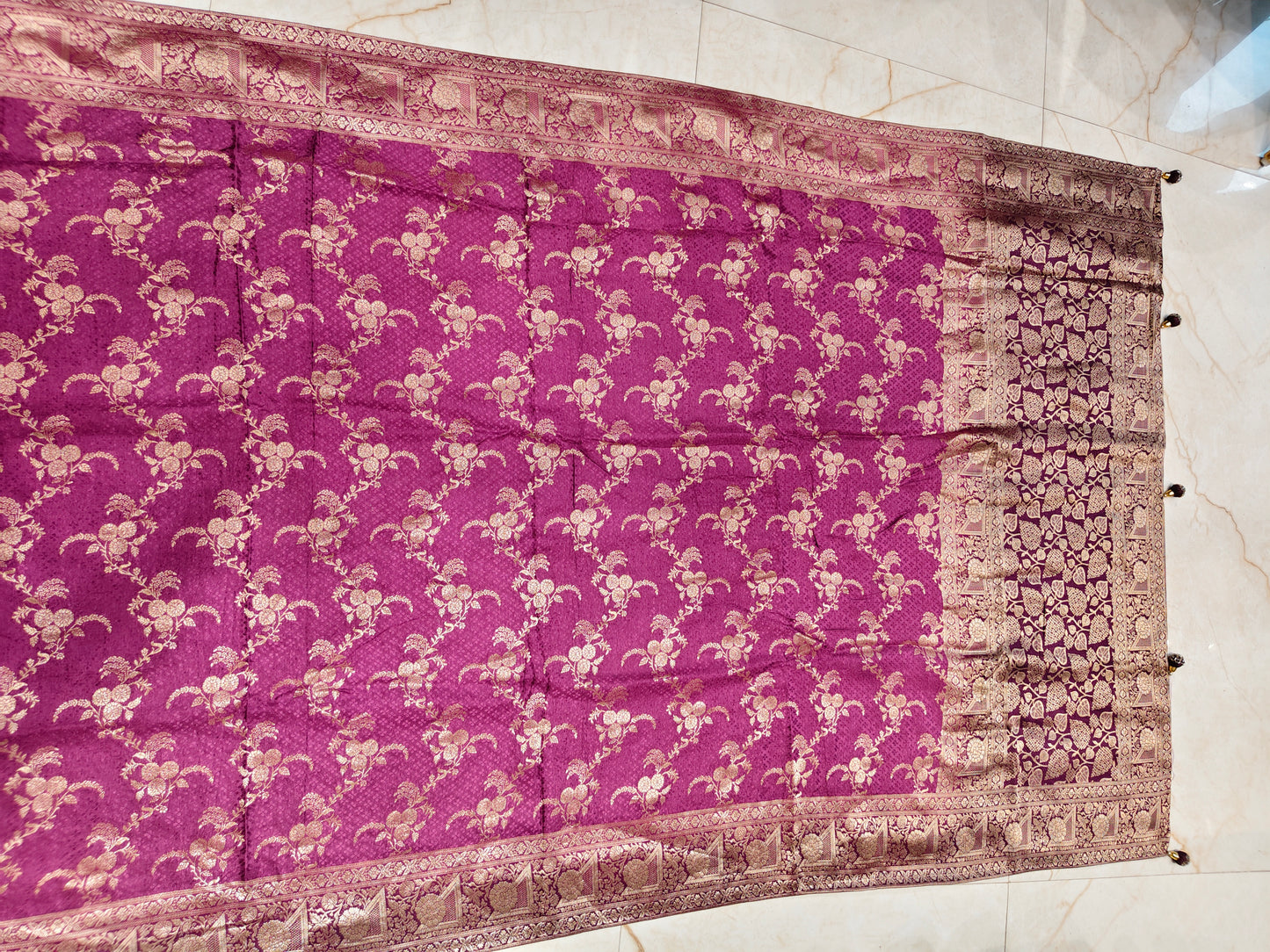 Wine Jacquard Weaving Saree