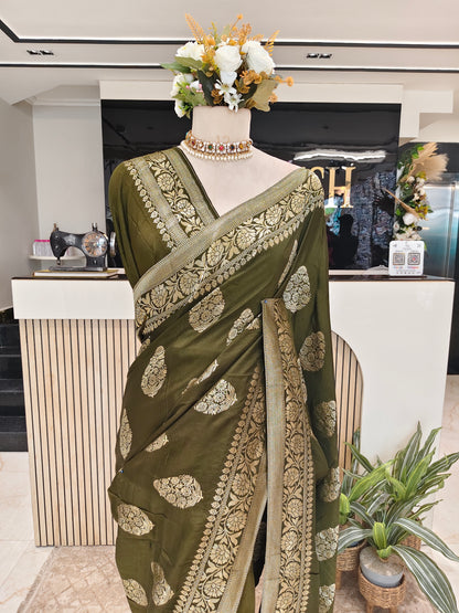 Mehendi Green Dola Silk Saree