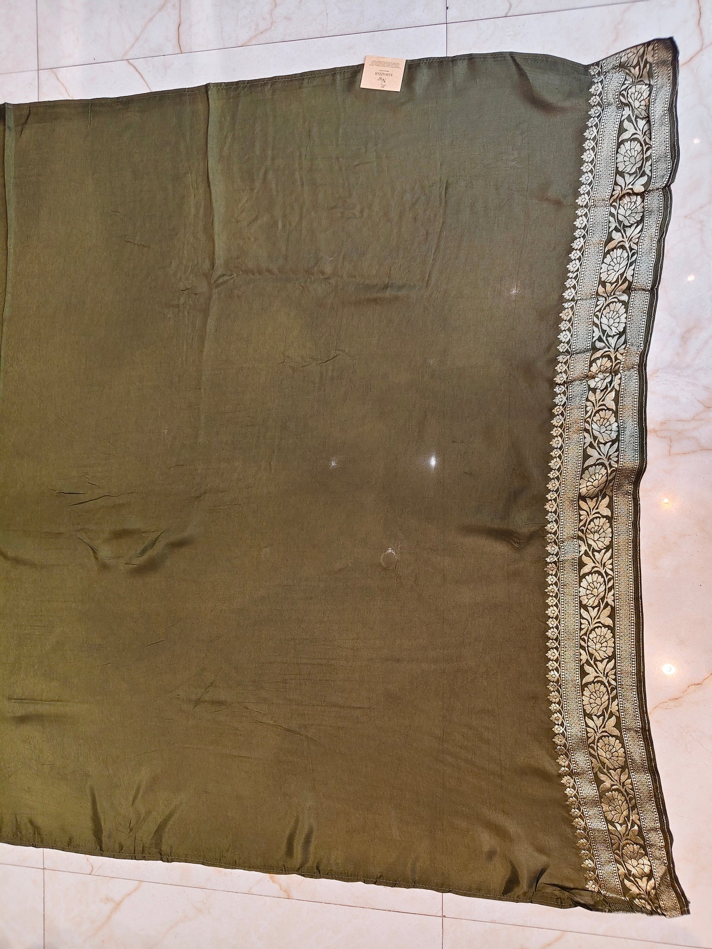 Mehendi Green Dola Silk Saree