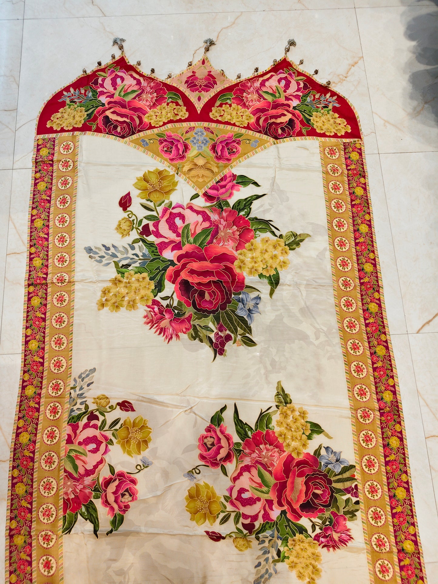 Cream & Red Floral Silk Saree
