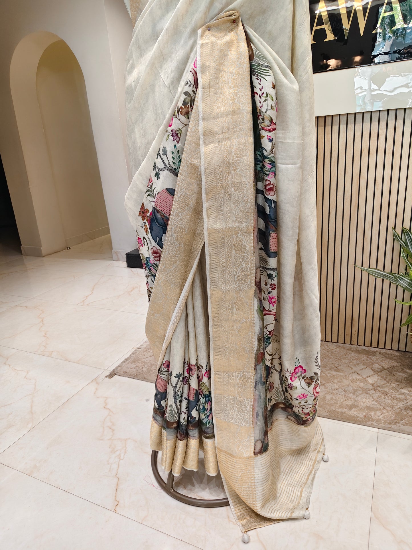 Cream Motif Silk Saree