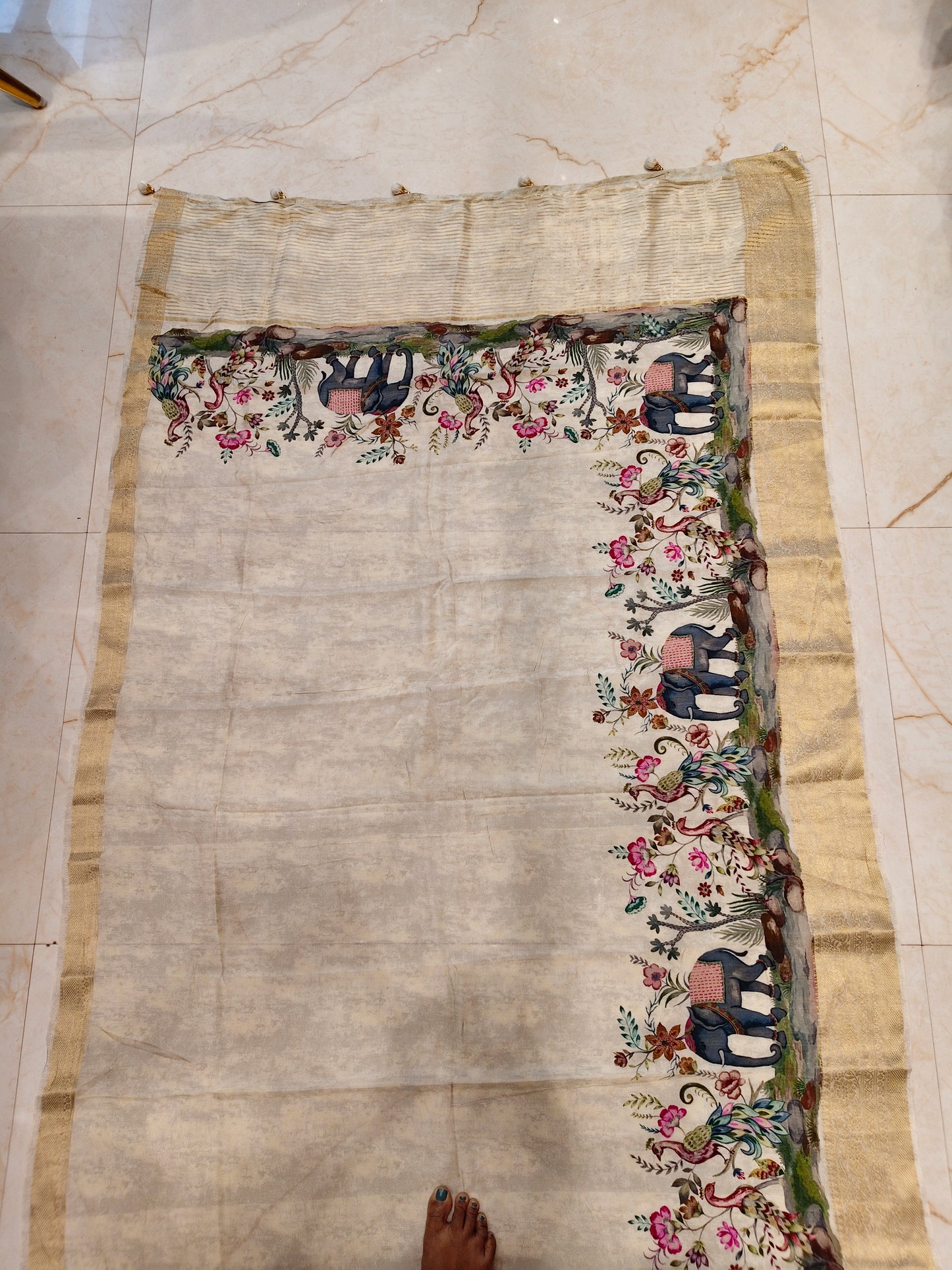 Cream Motif Silk Saree