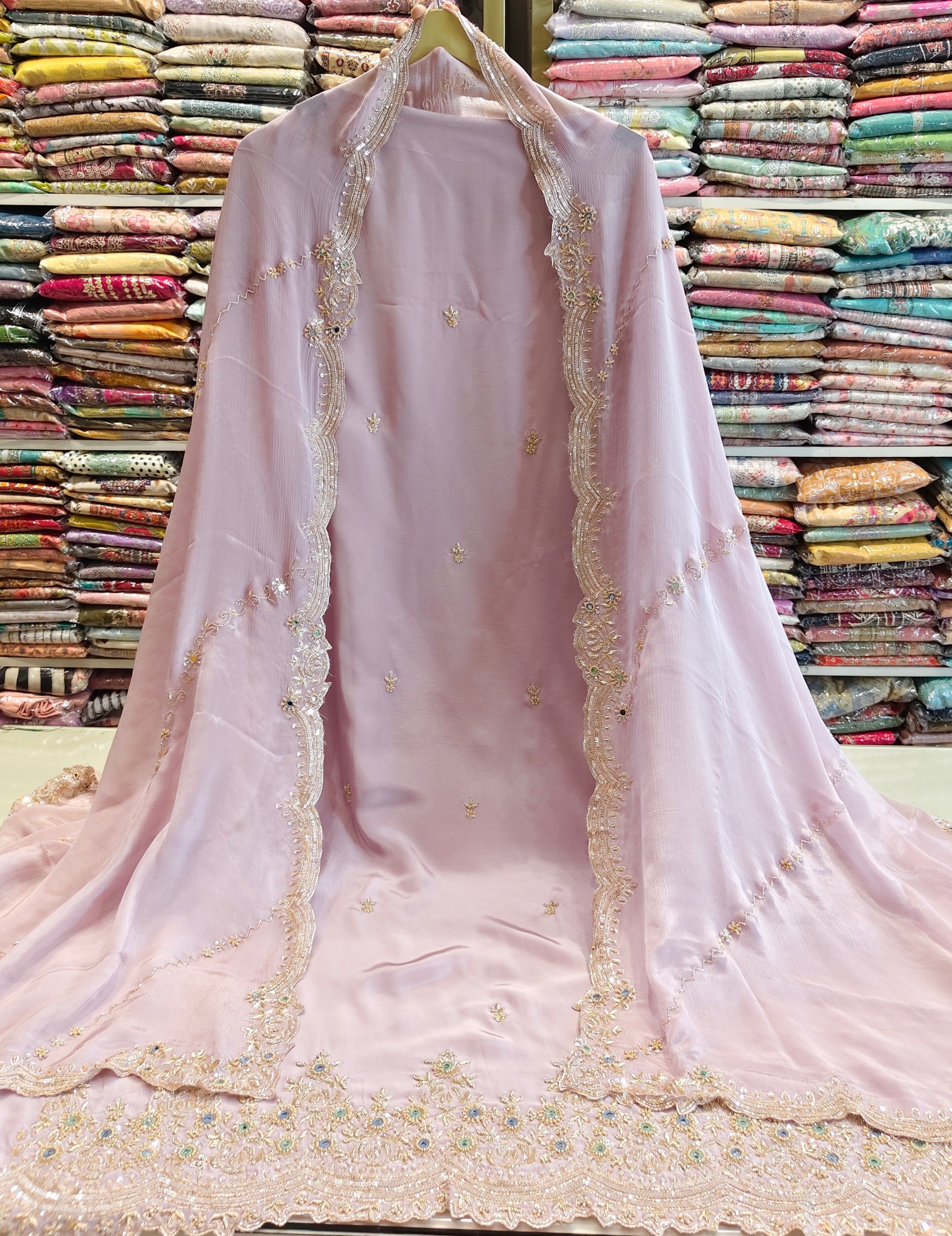 Lavender Unstitched Suit
Mirror Work Suit
Crepe Suit Set
Designer Festive Suit
Wedding Wear Unstitched Suit