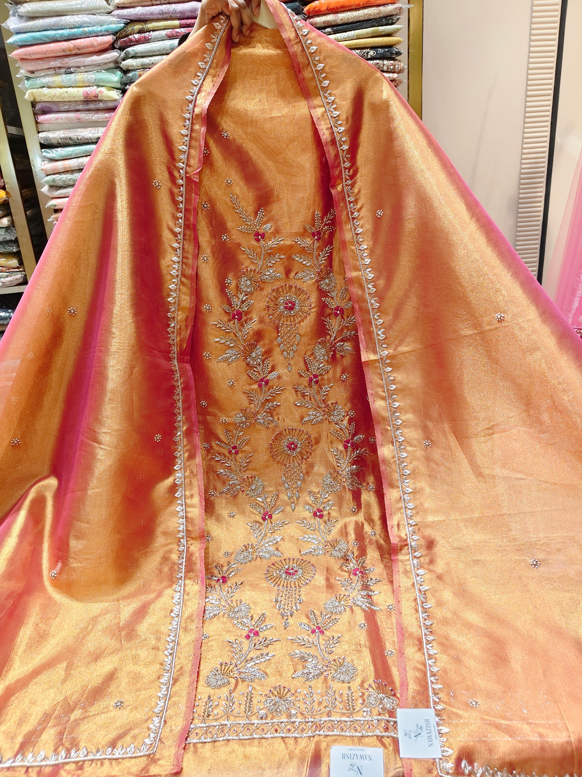 Rust Unstitched Suit
Tissue Suit Set
Kutdana Work Suit
Dabka Work Suit
Designer Festive Suit