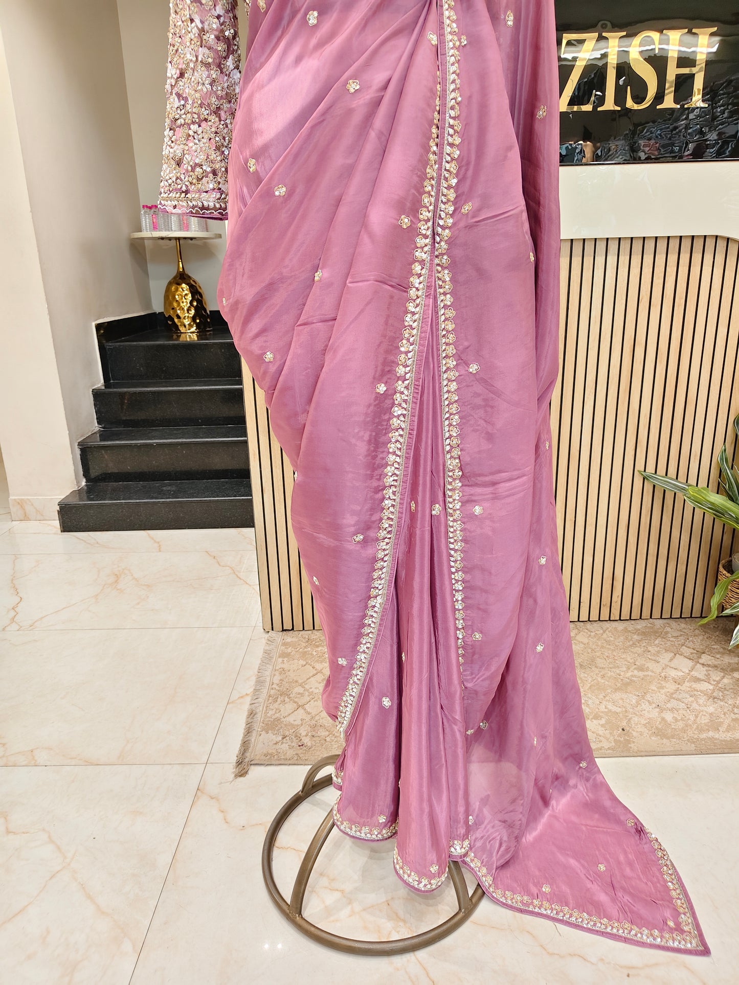 Lavender Kutdana Work Crepe Saree with Readymade Blouse