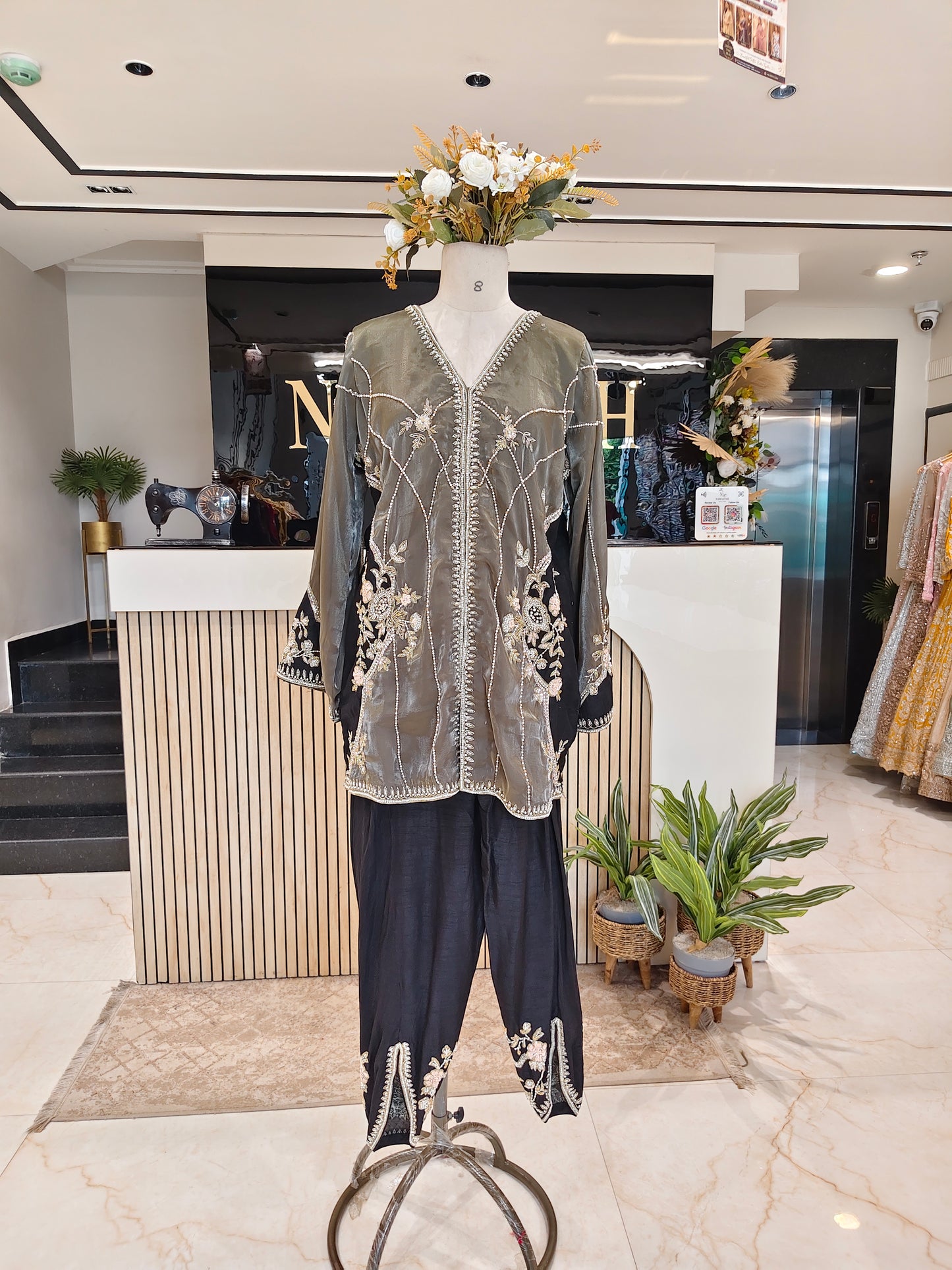 Grey & Black Glass Tissue Indo-Western Set