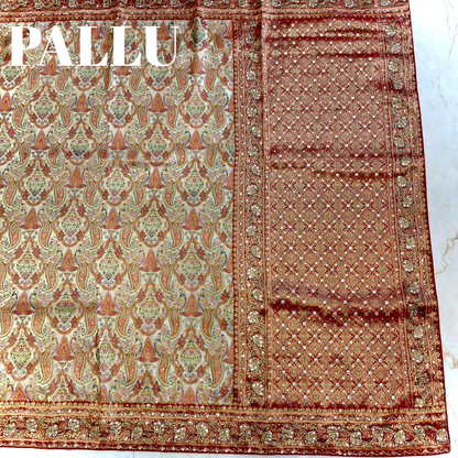 Graceful Modal Crape Saree with Position Print & Handwork