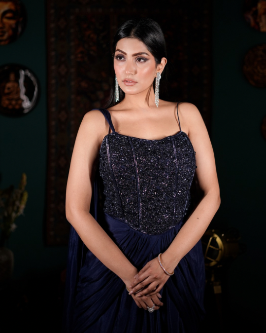 Best Indo western fit for women, Blue corset drape outfit, Glamorous reception look, Modern ethnic couture, Premium handwork outfit