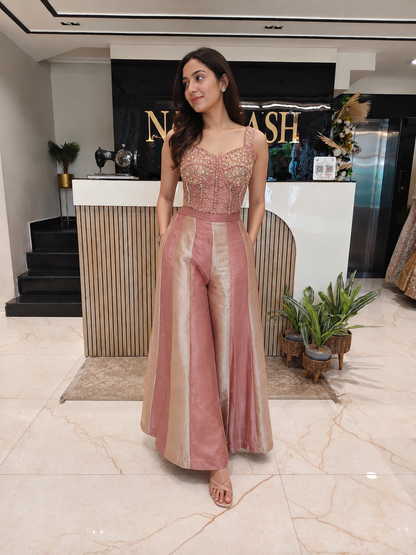 Rose Gold Indo-Western Set
Jacquard Tissue Indo-Western
Dabka Zari Pearl Work Outfit
Designer Palazzo Co-ord Set
Luxury Ethnic Wear