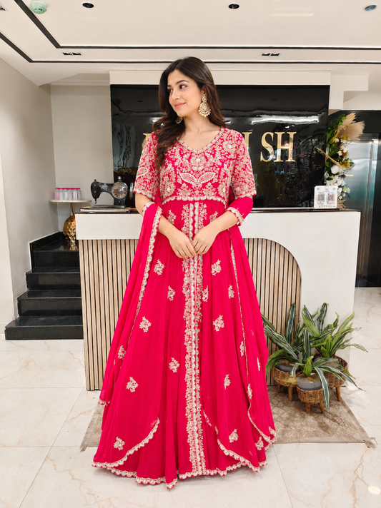 Red Silk Anarkali Set
Designer Palazzo Set Women
Dabka Kutdana Work Outfit
Wedding Wear Anarkali India
Luxury Festive Wear Women