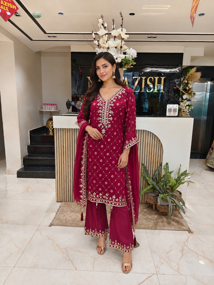 Maroon Kaftan Set
Designer Chinon Kaftan
Mirror Work Ethnic Outfit
Contemporary Fusion Wear India
Luxury Festive Wear Women