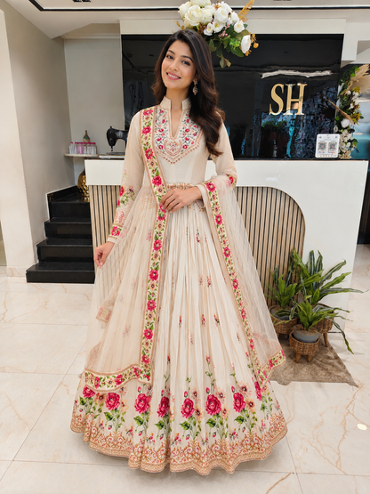 Off White Designer Anarkali
Floral Print Silk Outfit
Sequins Work Festive Wear
Wedding Wear Anarkali India
Luxury Party Wear Dress