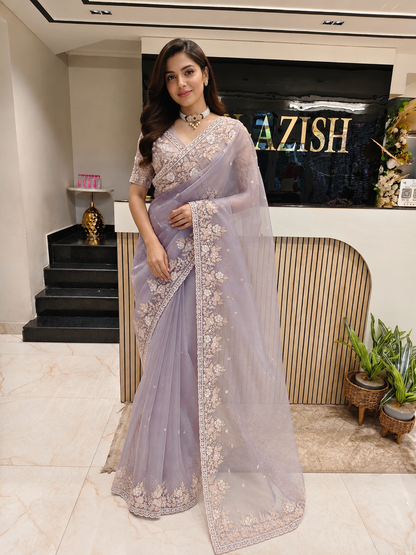Grey Glass Tissue Saree
Kutdana Work Saree
Dabka Work Saree
Designer Party Wear Saree
Wedding Wear Saree