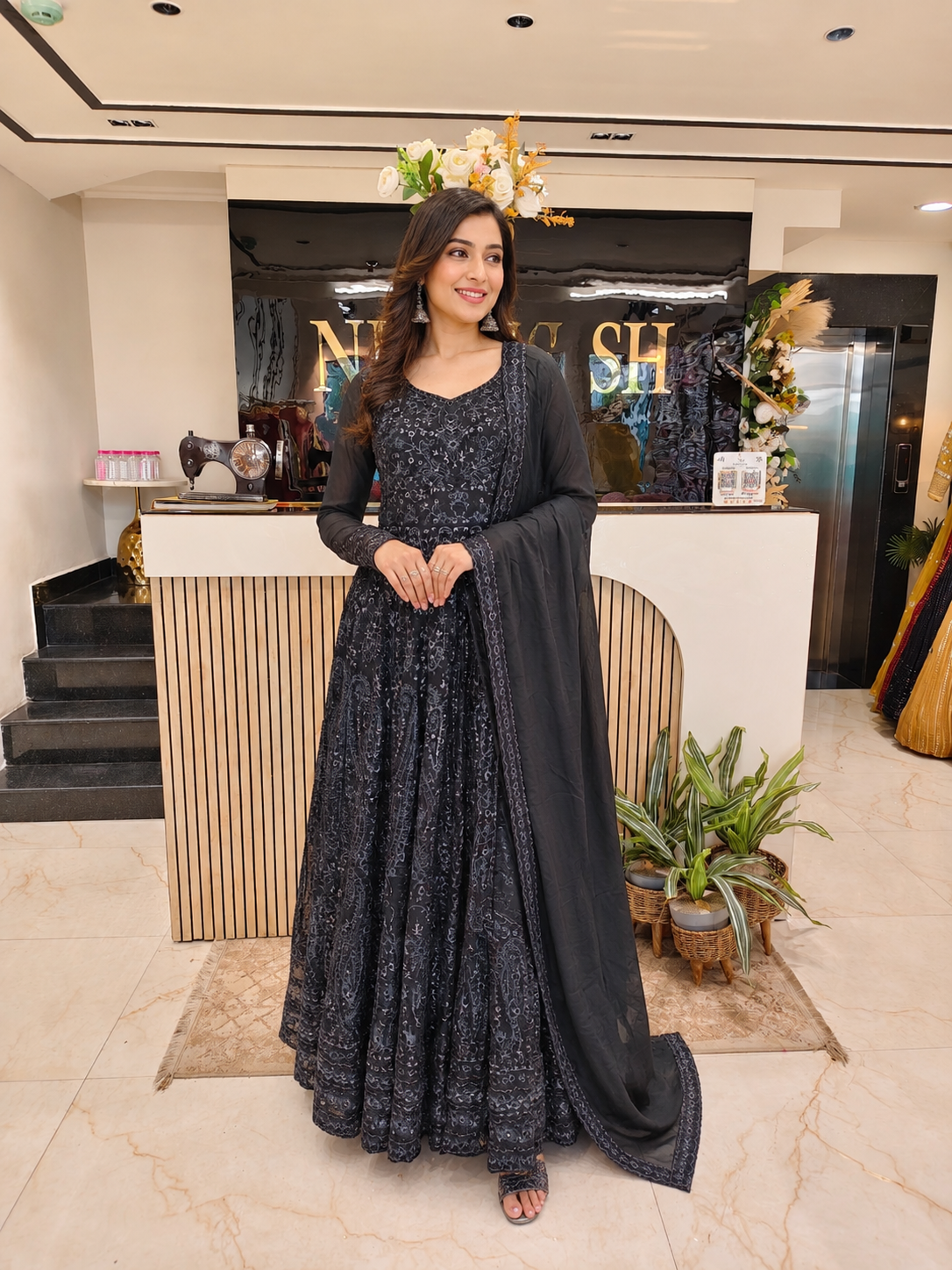 Black Chinon Anarkali
Designer Anarkali Suit Women
Kutdana Resham Work Outfit
Wedding Wear Anarkali India
Luxury Festive Wear Women